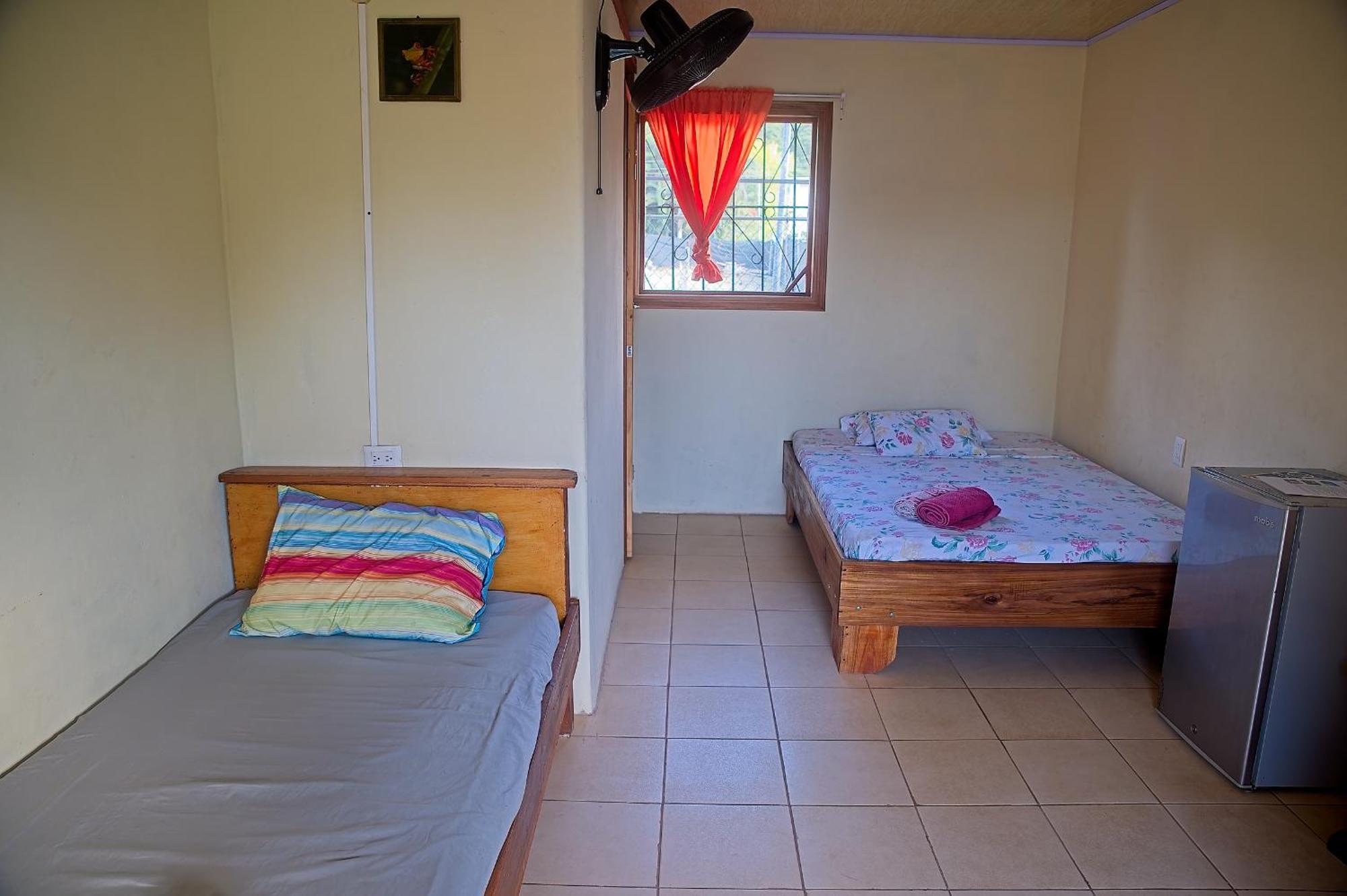 Hotel Mar Caribe Pv à Puerto Viejo de Talamanca Extérieur photo