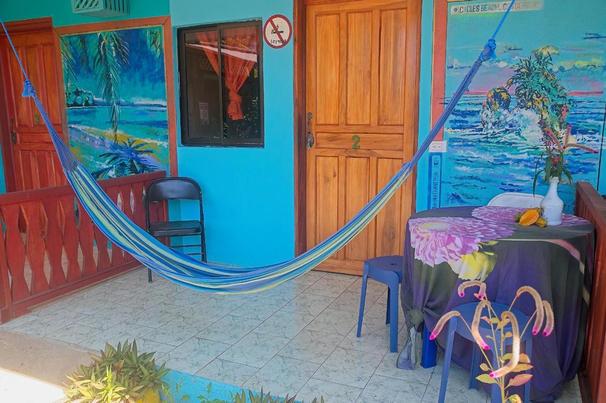Hotel Mar Caribe Pv à Puerto Viejo de Talamanca Extérieur photo