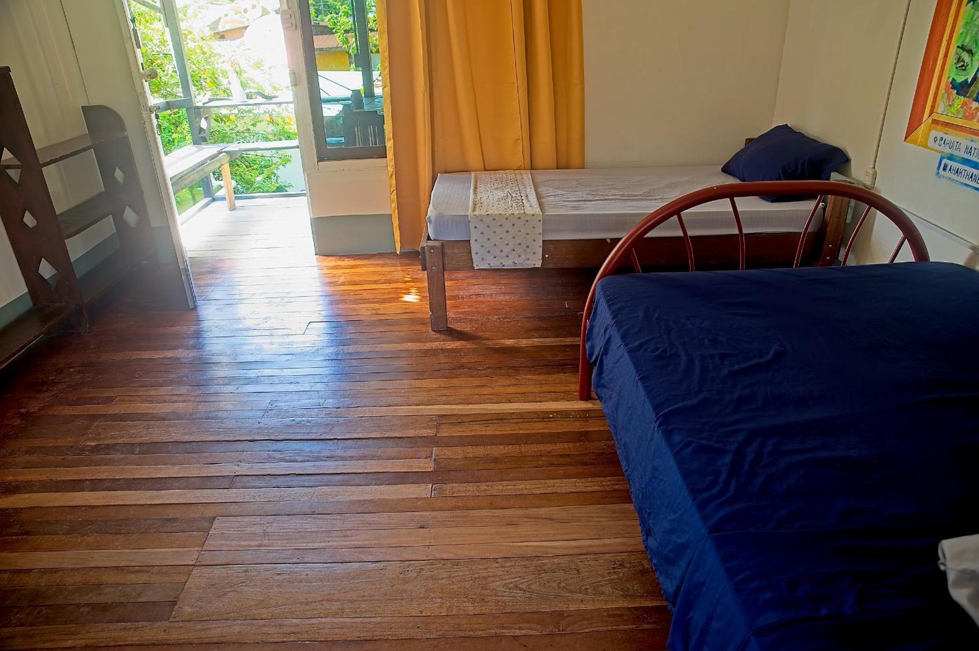 Hotel Mar Caribe Pv à Puerto Viejo de Talamanca Extérieur photo